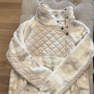 A&F asymmetrical snap up fleece small